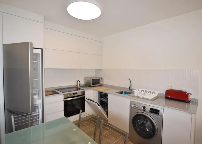 Caledonia Apartamento O Pindo